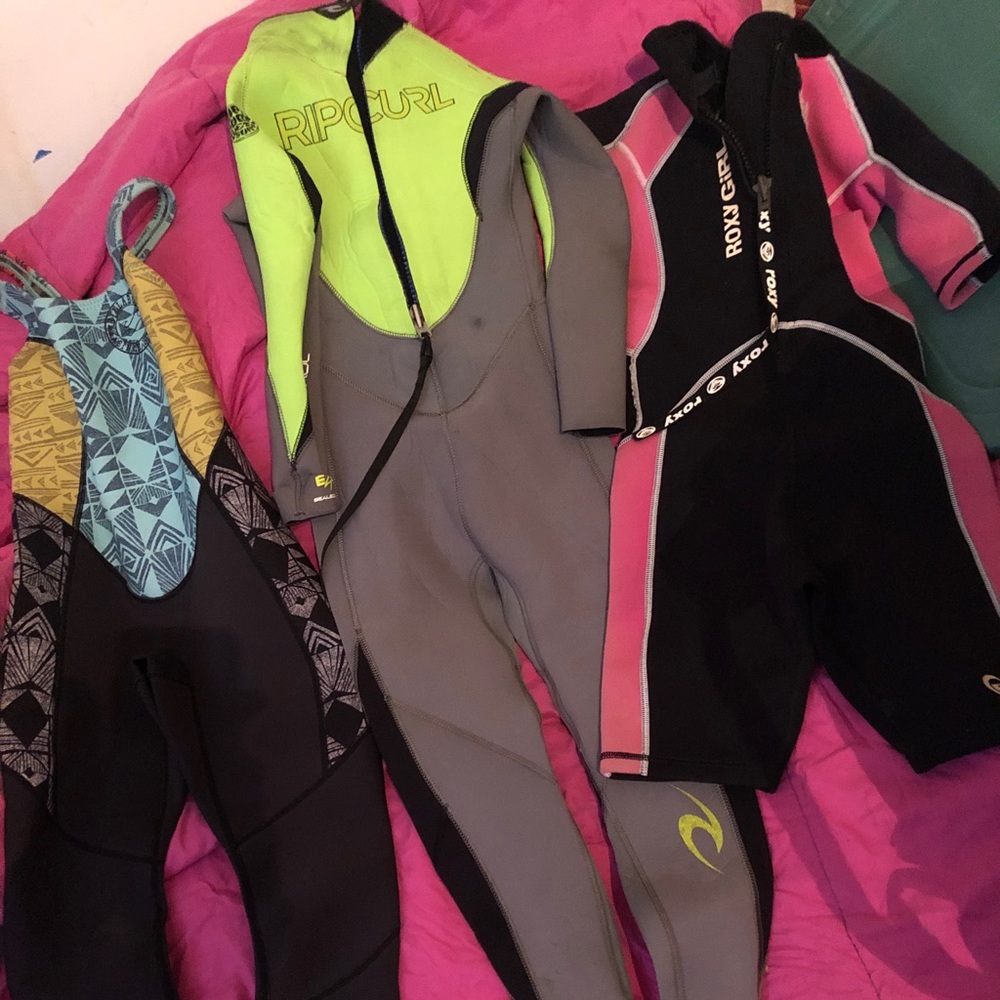 Two Wetsuits /Ripcurl / Roxy Diff Sizes, And Size… - image 1